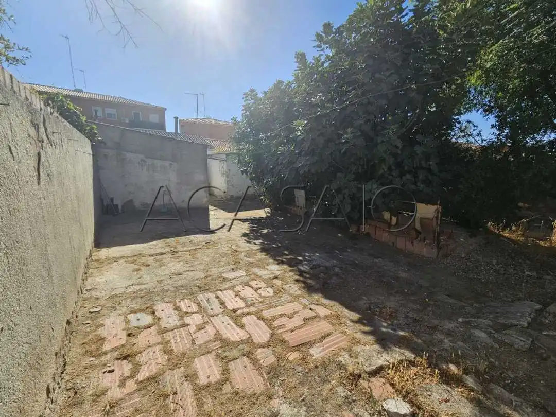Casa adosada en venta en Cobeja