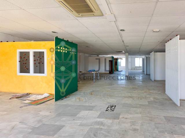 Local comercial en Venta en  RIO TORMES en Polígono El Nogal - Malatones - Río de Janeiro