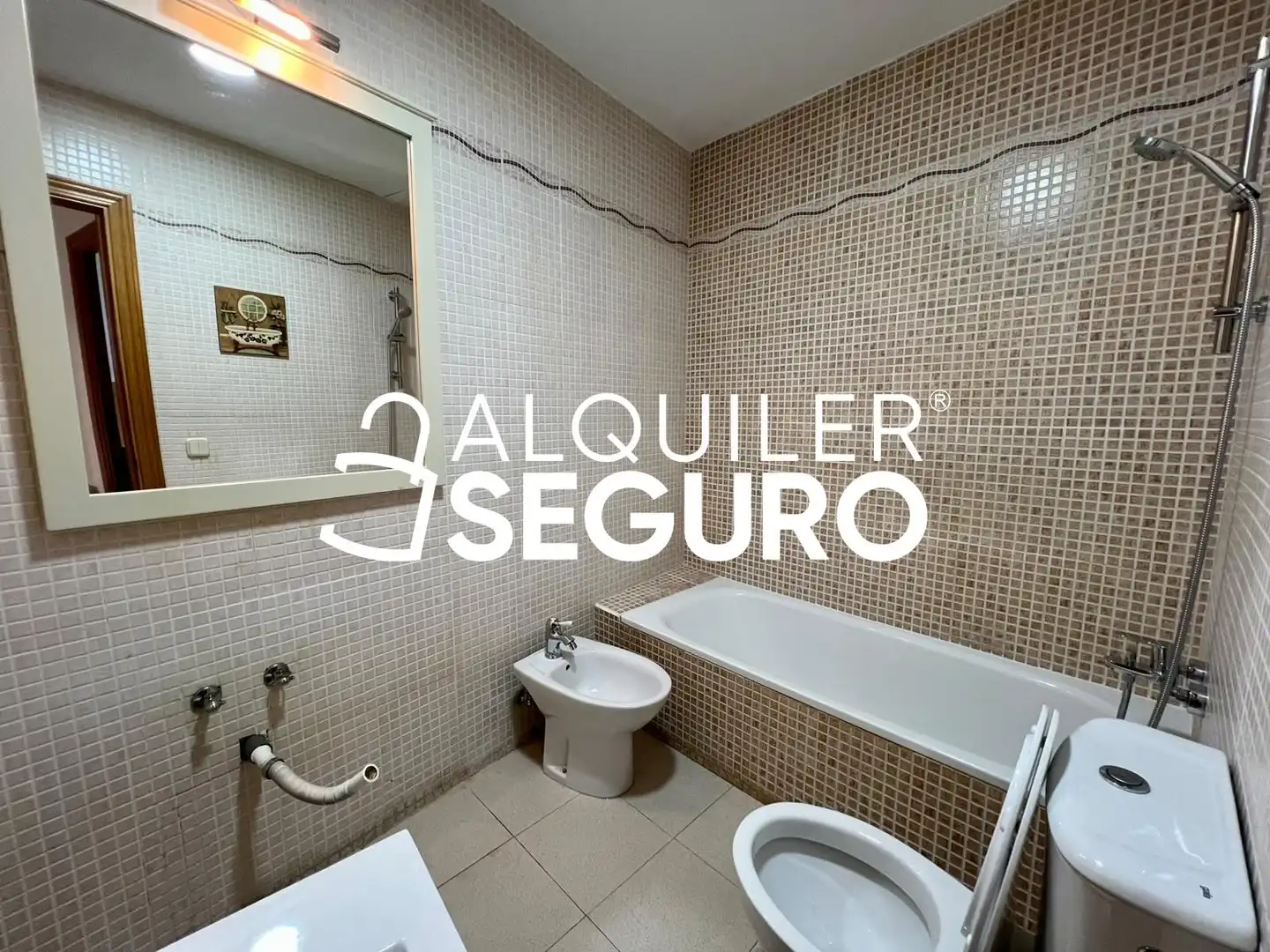 Piso de alquiler en Valdeolmos-Alalpardo, Madrid