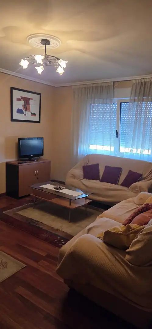 Sala d'estar de Casa o xalet en venda en Villares de Órbigo amb Calefacció i Traster