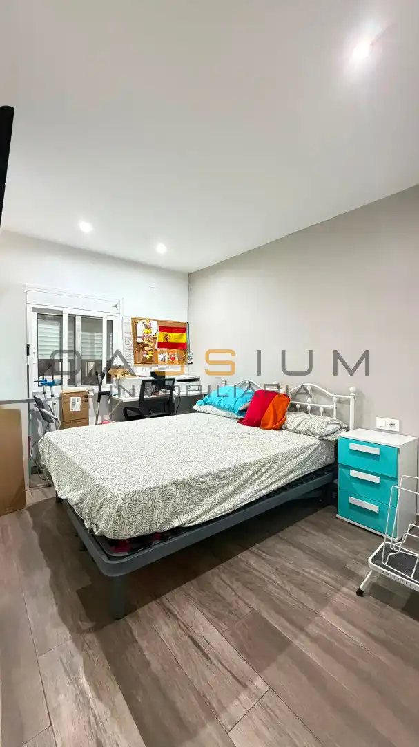 Flat for sale in Carrer Vint-I-Quatre, imagen 11