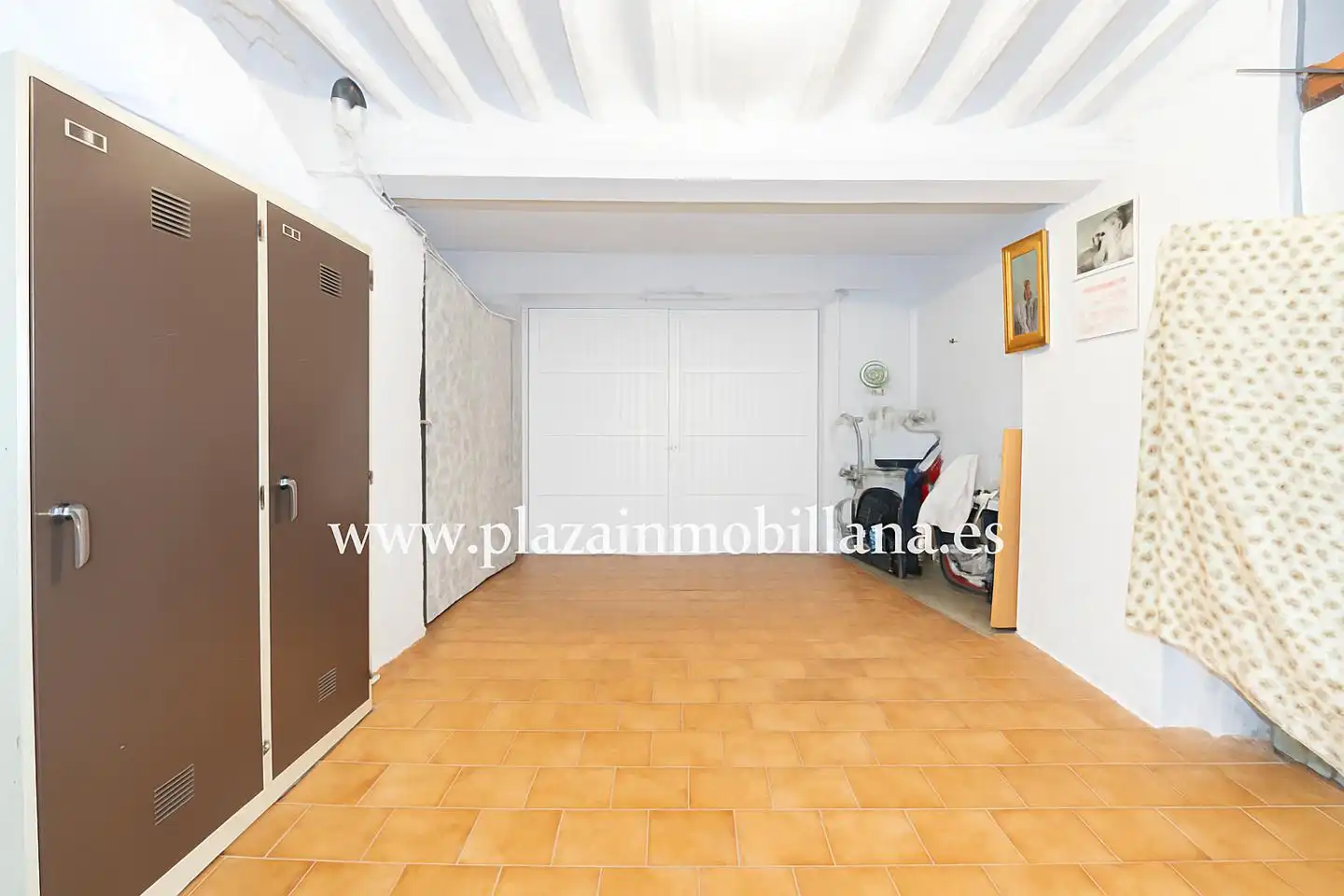 Houses for sale in Lucena  with Storage room
