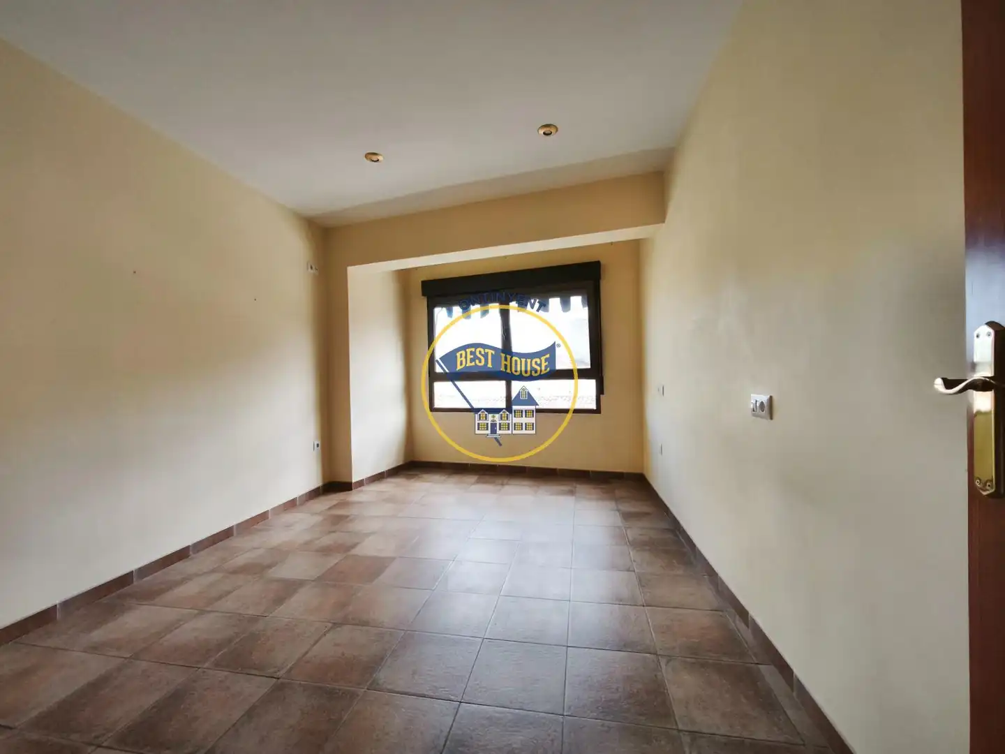 Piso en venta en L'Énova con Trastero