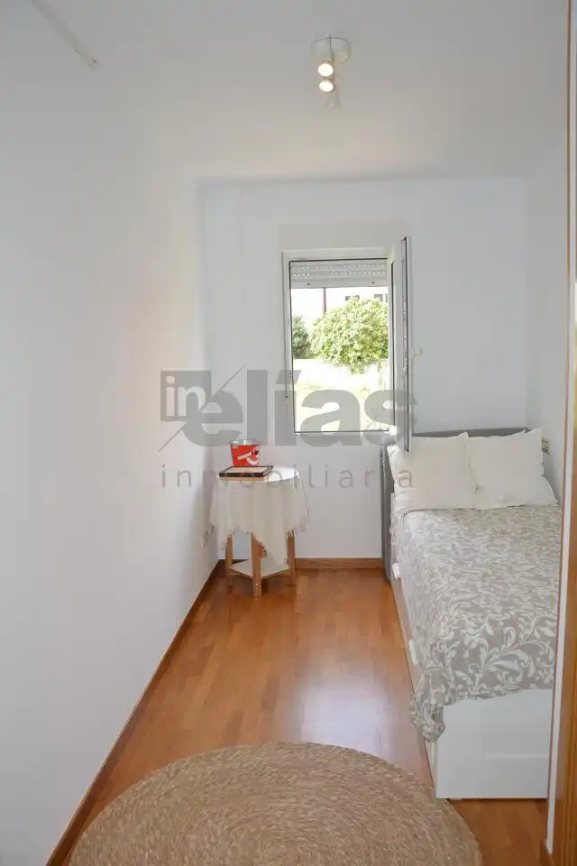Habitación de Piso de alquiler en Laxe con Amueblado y Balcón