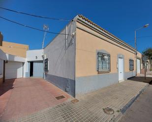 Vista exterior de Casa o xalet en venda en El Ejido amb Terrassa