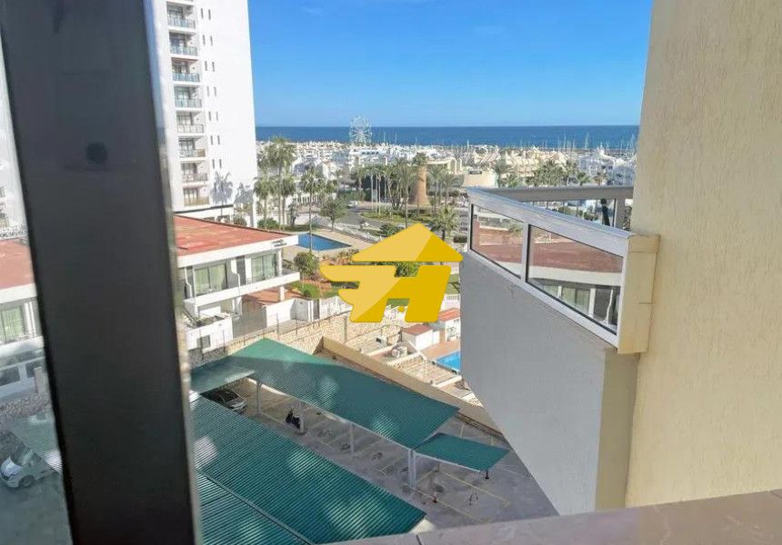 Flat to rent in Puerto Marina