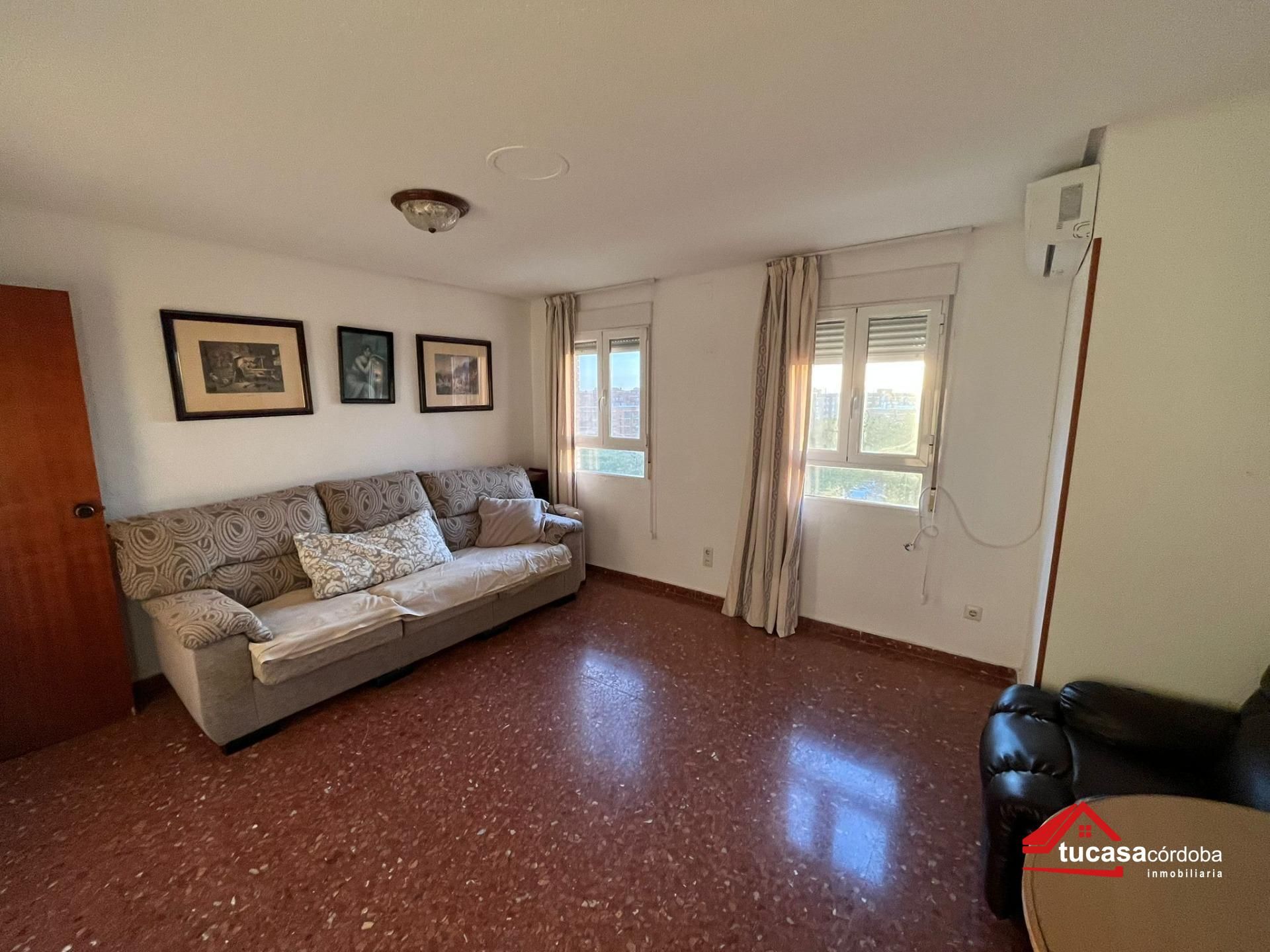 Sala d'estar de Pis en venda en  Córdoba Capital amb Aire condicionat