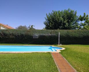 Piscina de Casa o xalet en venda en Cáceres Capital amb Piscina