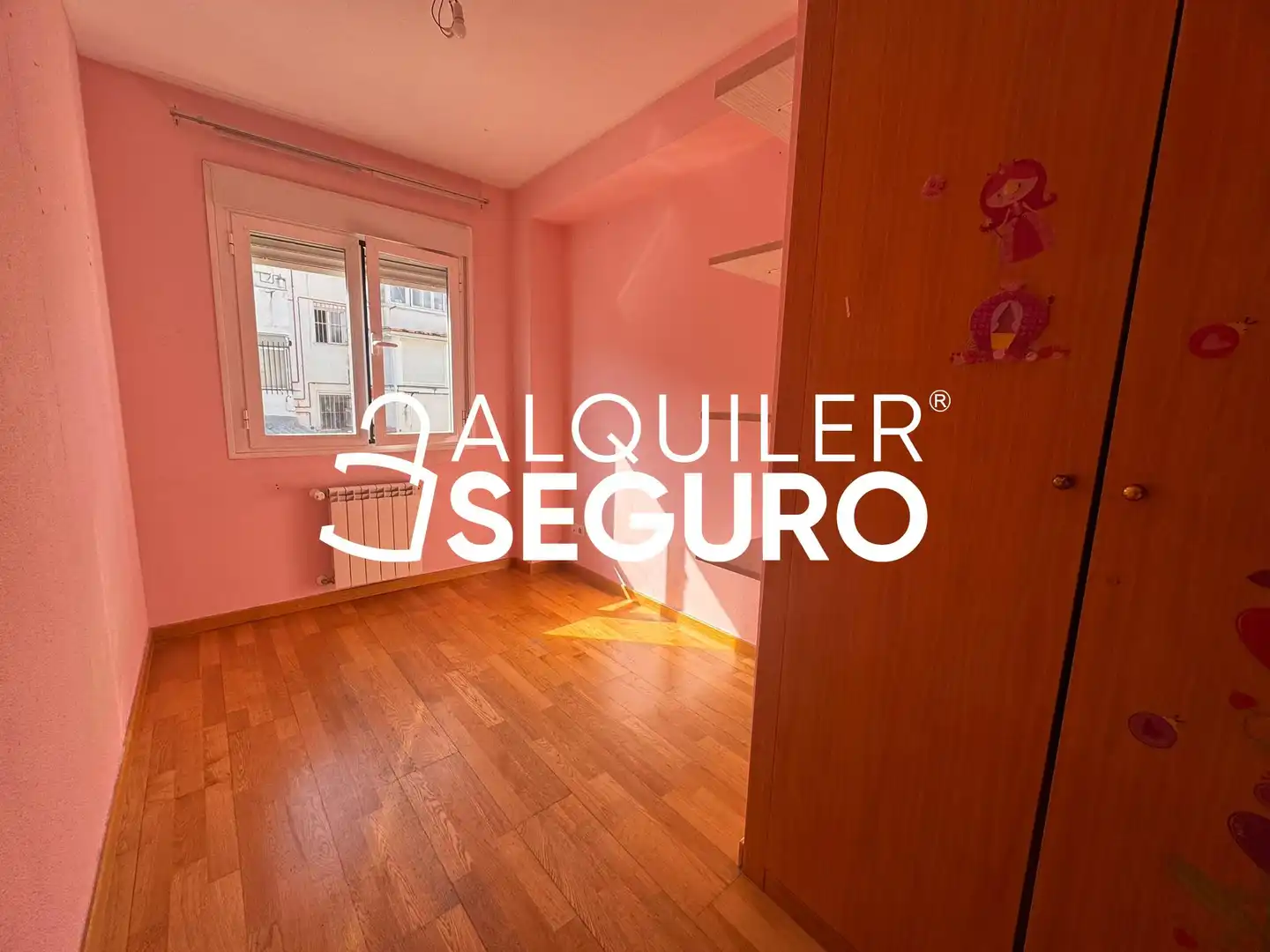 Dormitori de Pis de lloguer en Carabanchel