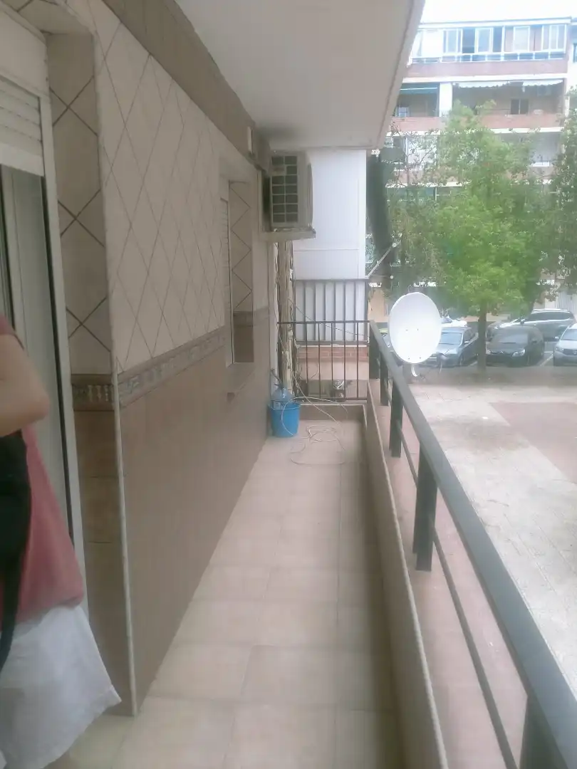 Flat with terrace for sale in Calle Pintor Pérez Pizarro
