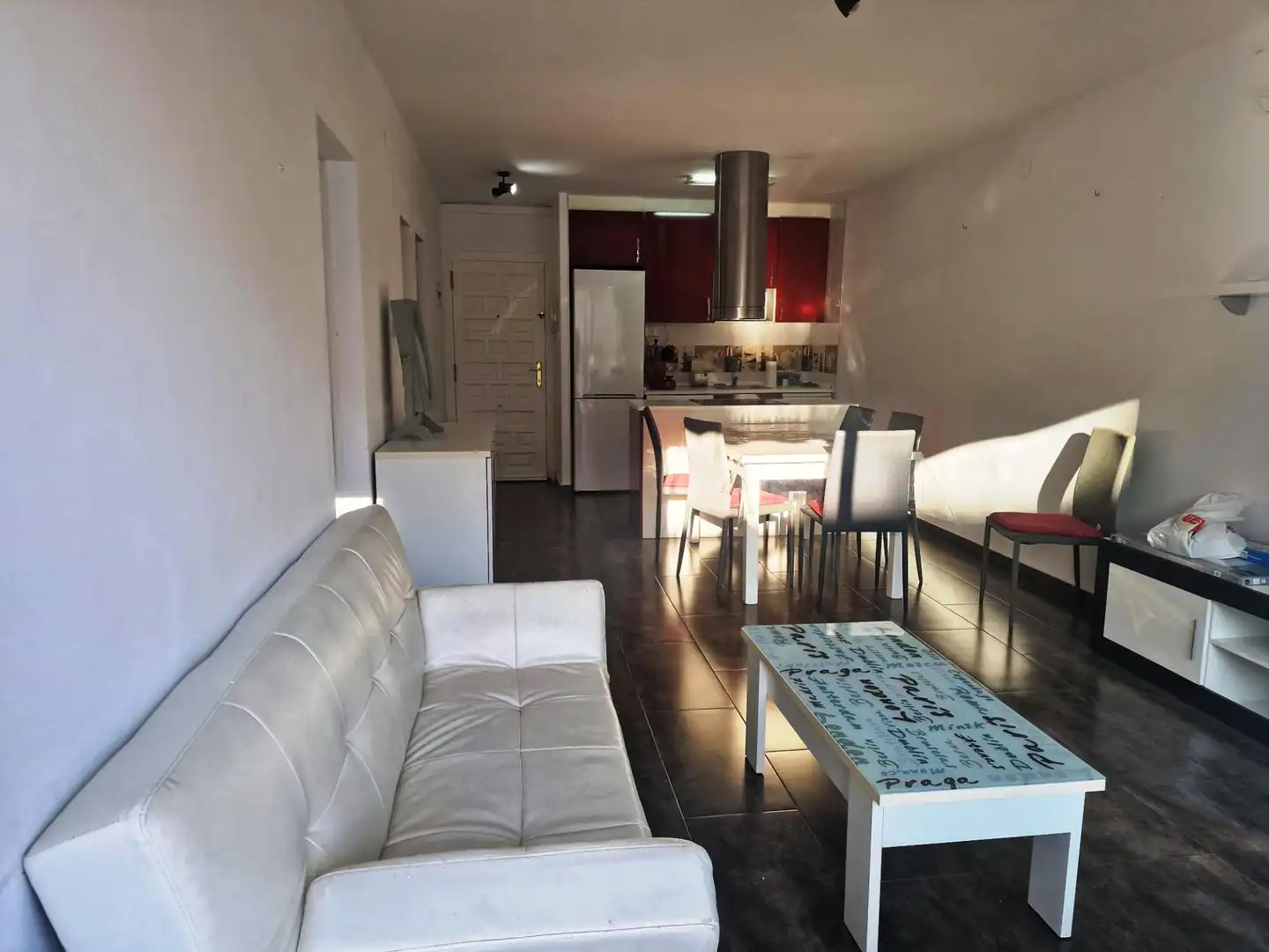 Sala d'estar de Apartament de lloguer en Cambrils amb Aire condicionat, Terrassa i Moblat
