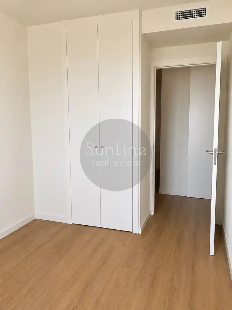 Attic for rent in Carrer de Campos Crespo, Safranar