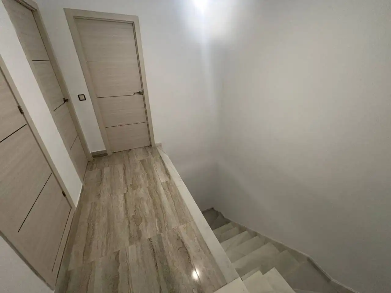 Casa adosada en venta en Dos Hermanas con Aire acondicionado, Calefacción y Jardín privado