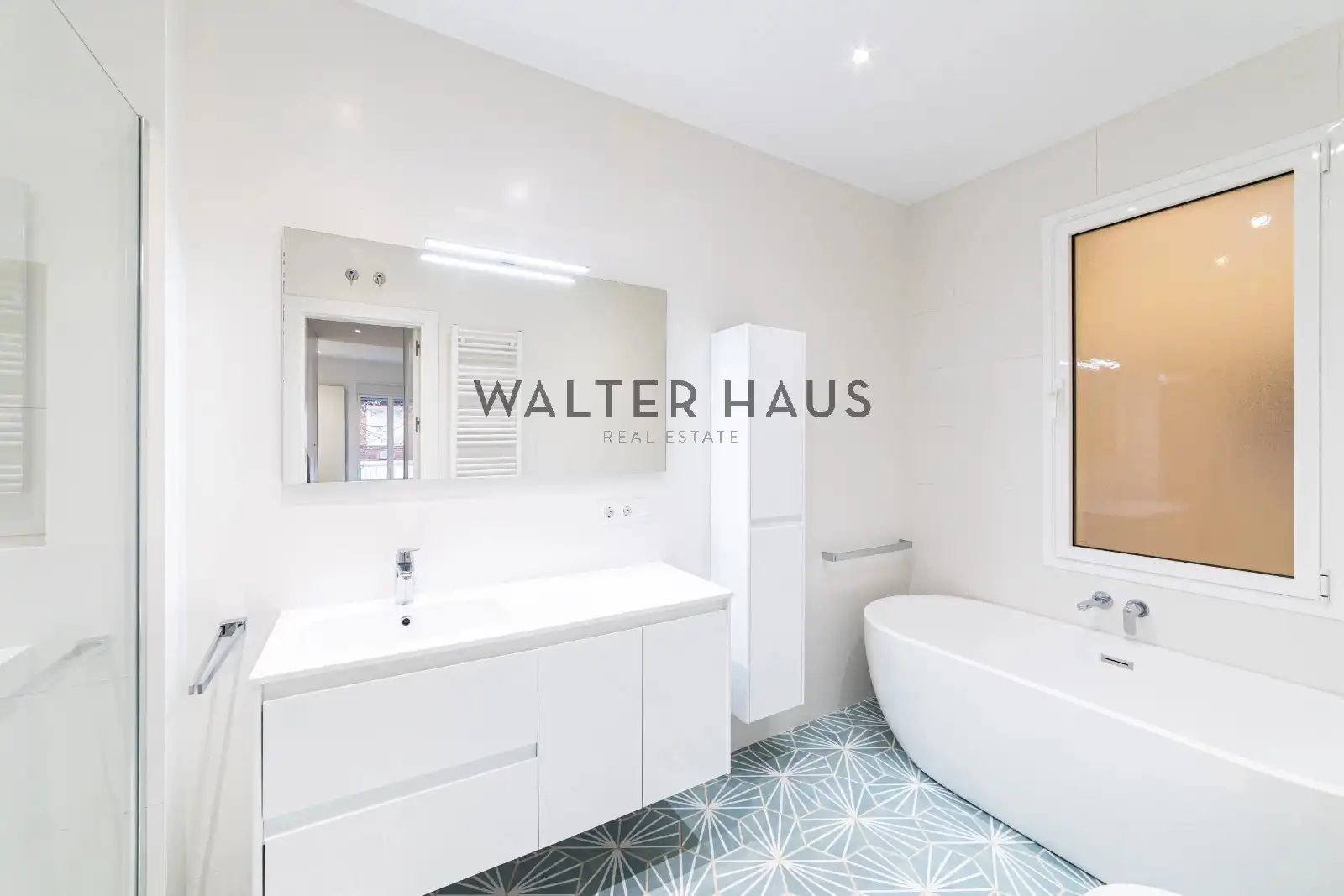 Baño de Piso en venta en Madrid con Aire acondicionado, Calefacción y Trastero