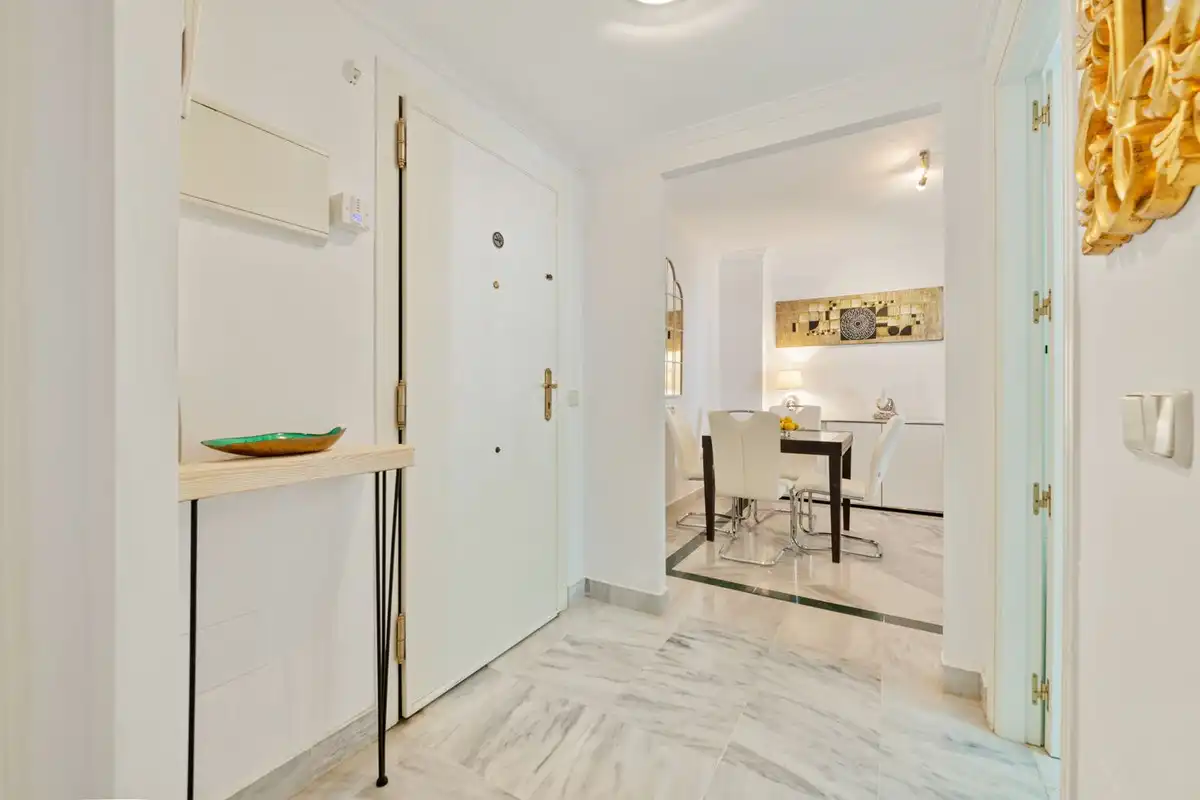 Apartment with pool for sale in Nueva Andalucía, imagen 5