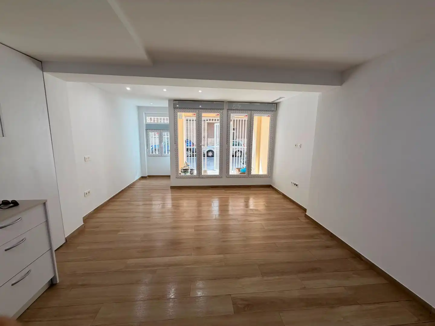 Wohnzimmer von Erdgeschoss zum Verkauf in Elche / Elx mit Klimaanlage