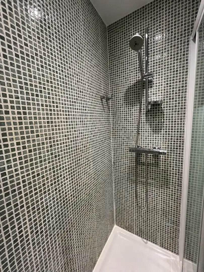 Baño de Piso en venta en Madrid con Aire acondicionado, Calefacción y Parquet