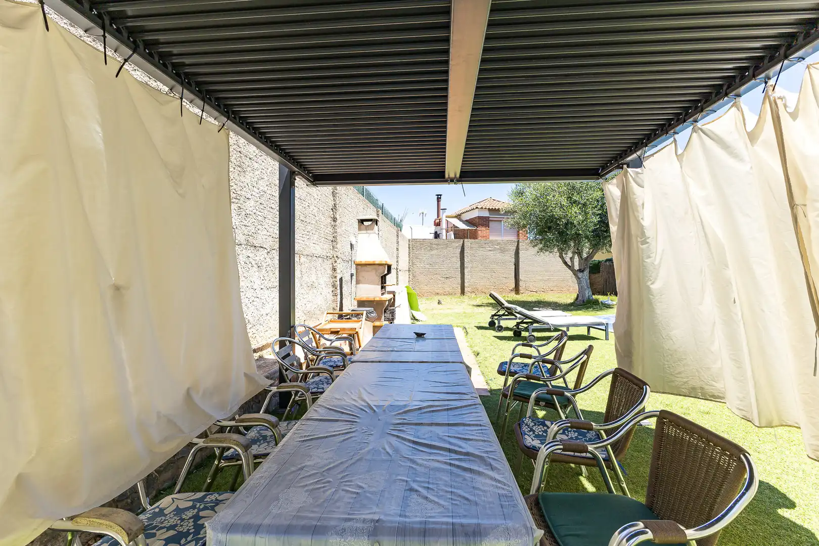 Terrassa de Casa o xalet en venda en Viladecans amb Calefacció, Jardí privat i Terrassa