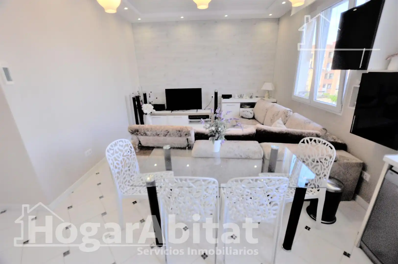 Sala de estar de Piso en venta en Valencia con Aire acondicionado, Calefacción y Amueblado