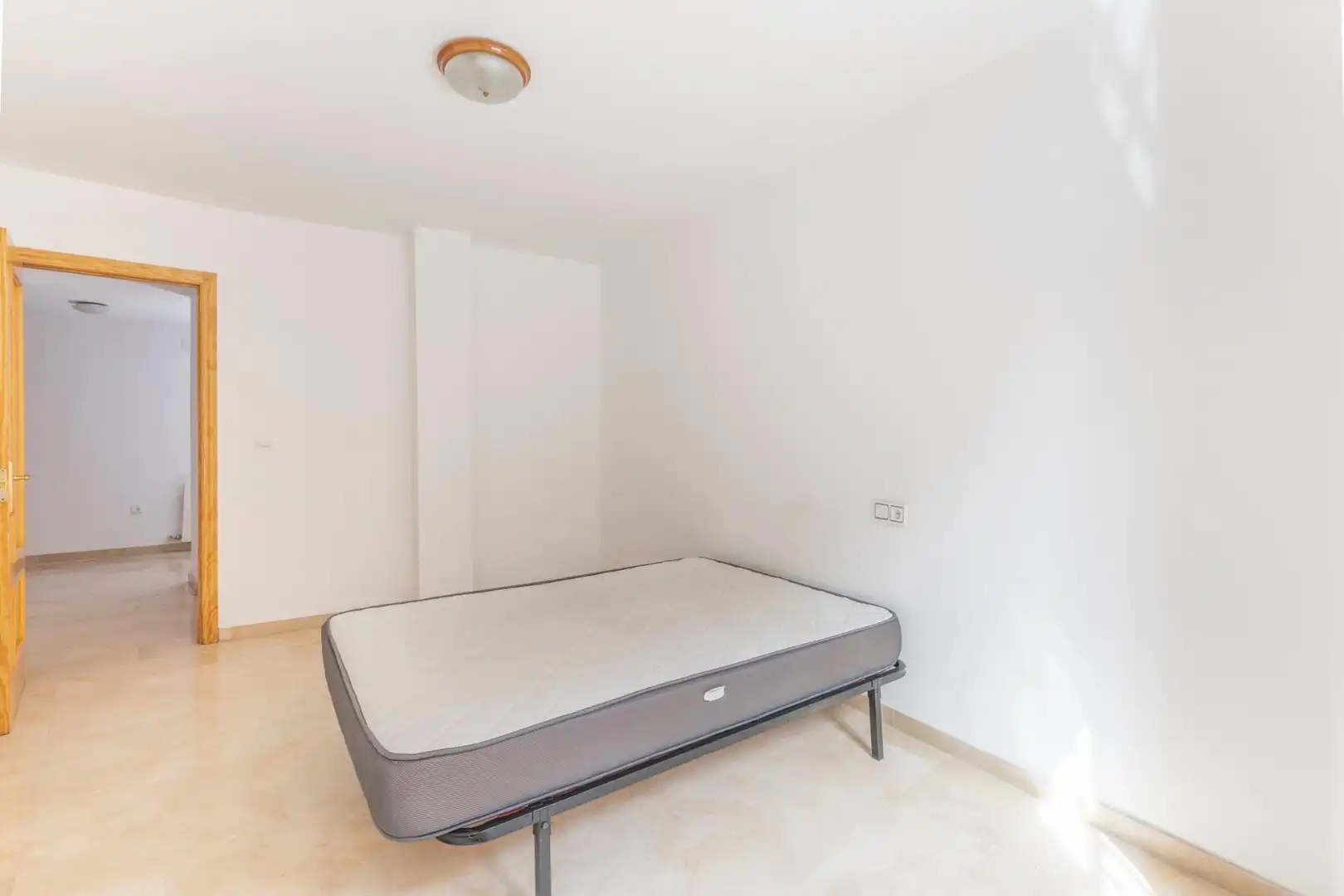 Dormitori de Casa adosada en venda en Monachil amb Aire condicionat, Calefacció i Terrassa