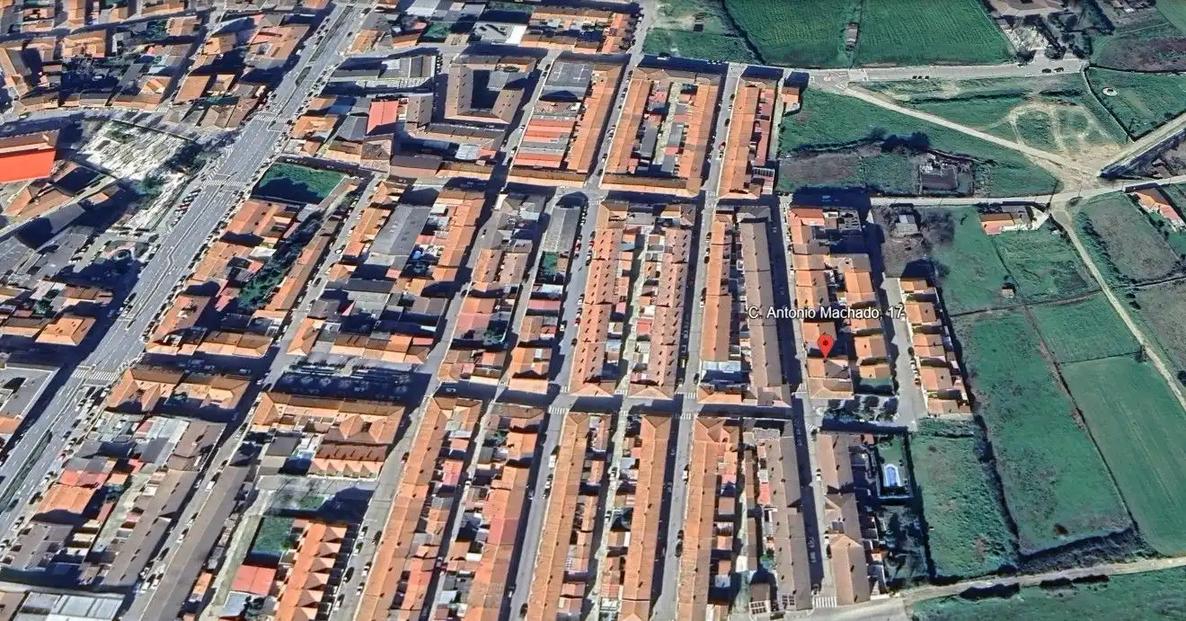 Vista exterior de Piso en venta en Moraleja