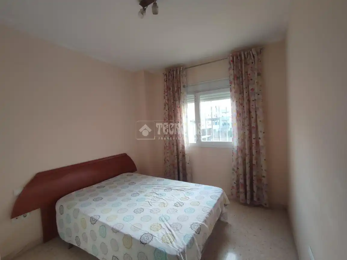 Bedroom of Flat for sale in Sevilla  with Air Conditioner, Terrace and Furnished