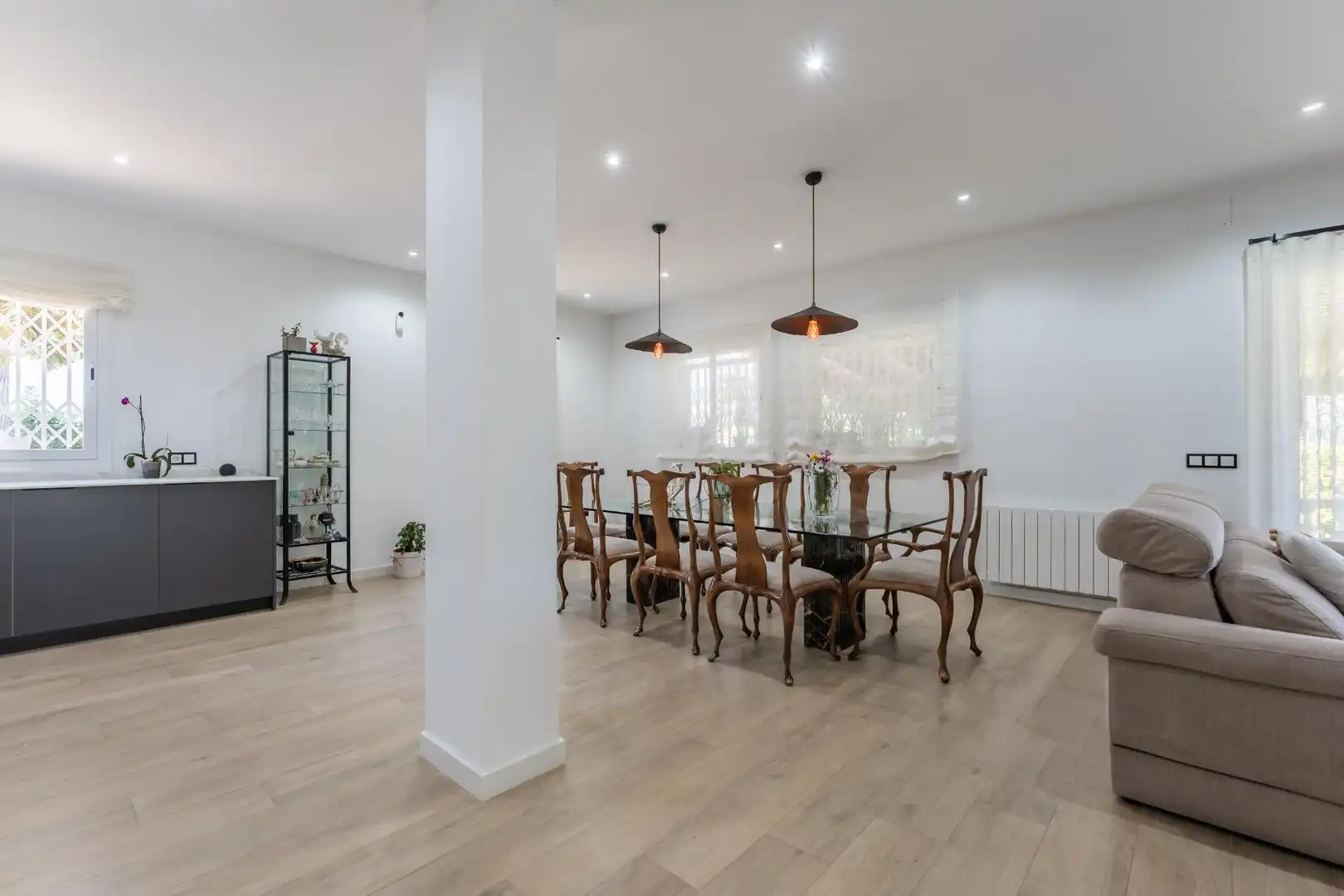 Comedor de Casa o chalet en venta en Vilanova del Vallès con Aire acondicionado, Calefacción y Jardín privado