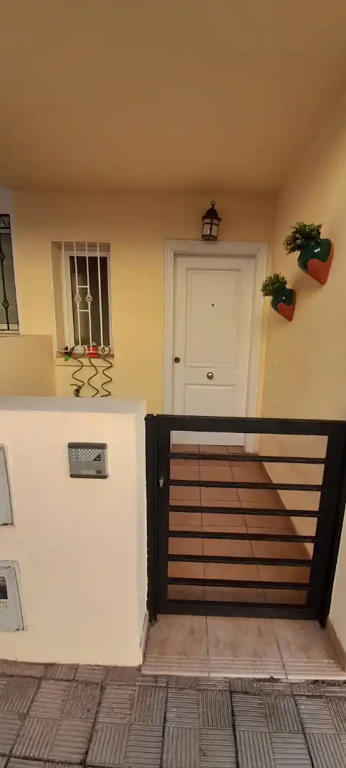 Detached homes for rent in Santa Cruz de Tenerife  with Air Conditioner, Terrace and Furnished