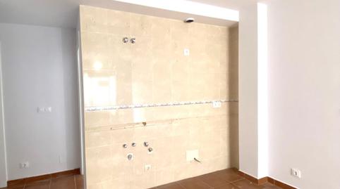 Foto 4 de Apartamento en venta en  Redeiras, 24, Porto do Son, A Coruña