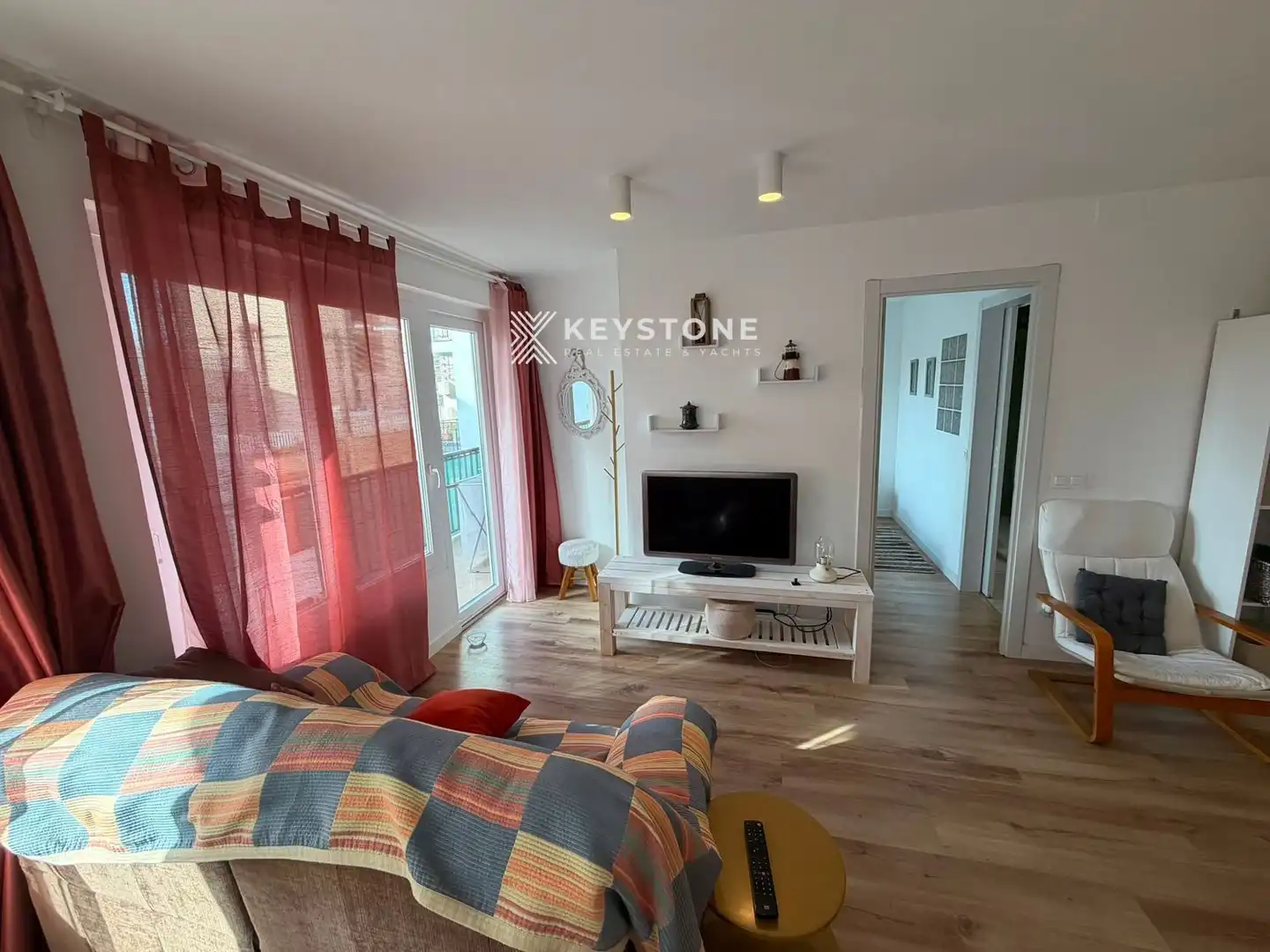 Sala d'estar de Pis de lloguer en  Palma de Mallorca amb Aire condicionat, Terrassa i Moblat