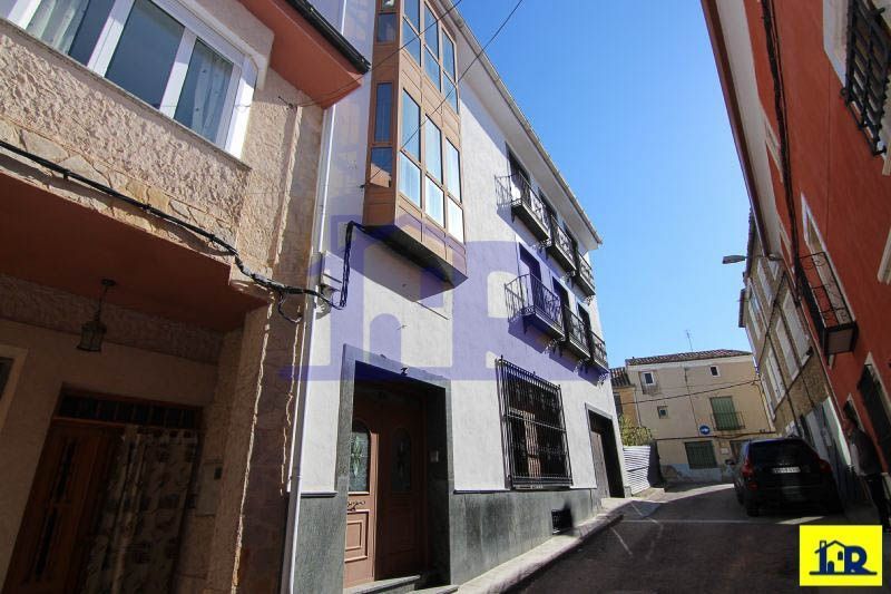 Exterior view of Houses for sale in San Lorenzo de la Parrilla  with Heating