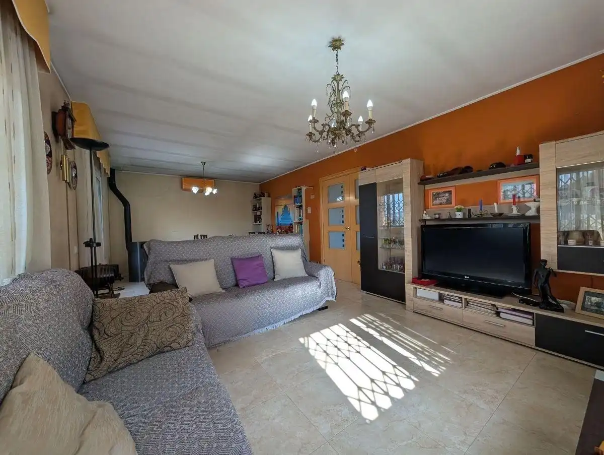 Casa amb jardí en venda a Cervelló, imagen 5