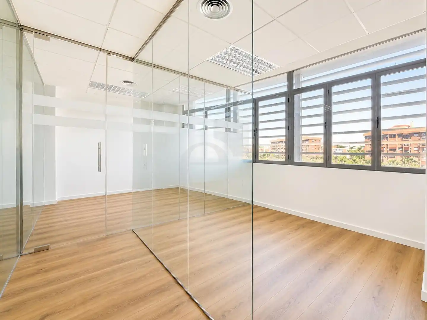 Bureau avec ascenseur à louer à Patraix, imagen 5