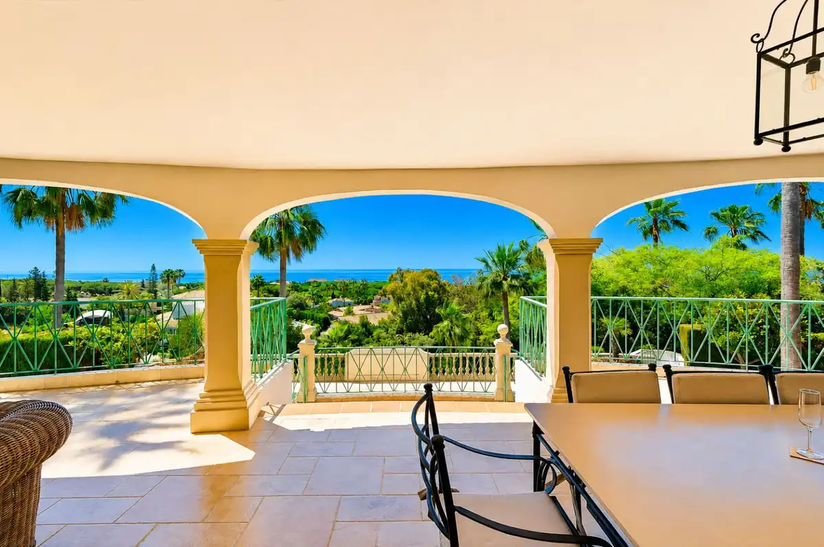 Terraza de Casa o chalet en venta en Marbella con Aire acondicionado, Calefacción y Jardín privado