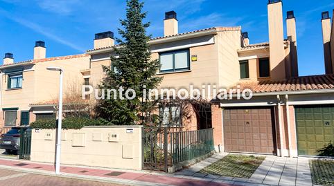 Foto 4 de Casa adosada en venda a Calle Tokio, Las Villas - Valparaiso - El Peral, Valladolid