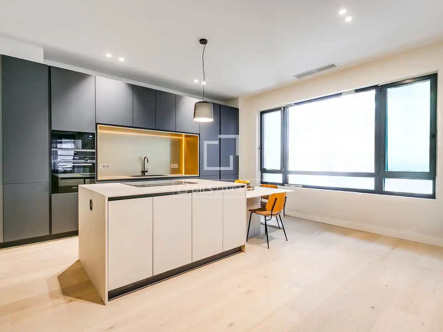 Flat with terrace for sale in Chamartín, imagen 4