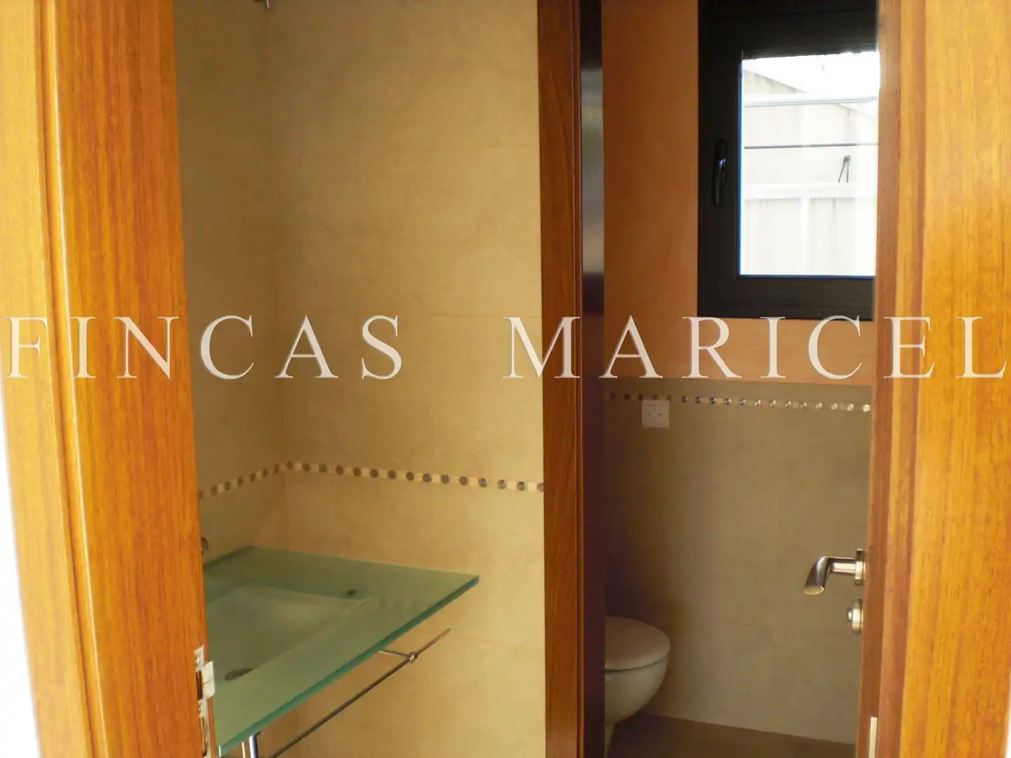 Bathroom of Houses for sale in Sitges  with Air Conditioner, Heating and Private garden