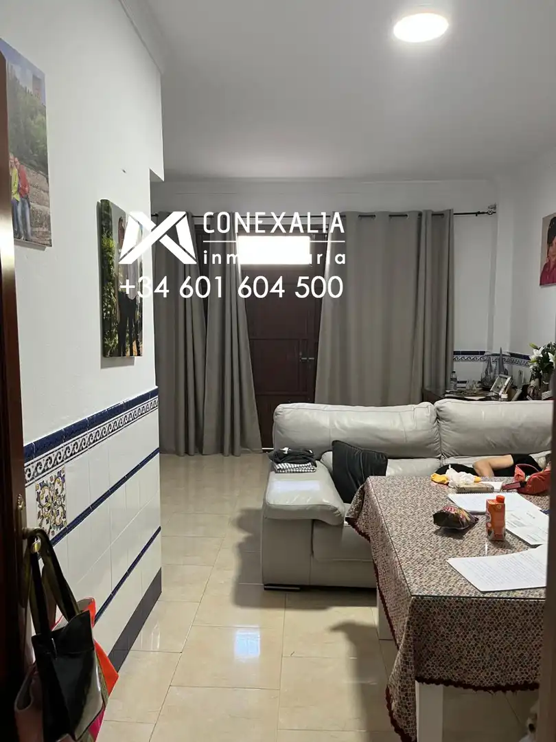 Casa en venda a Olvera, imagen 3