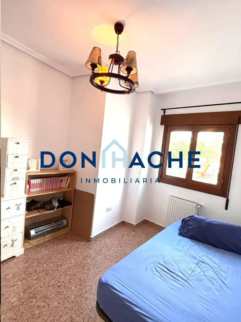 Schlafzimmer von Wohnung zum Verkauf in Mérida mit Heizung, Terrasse und Möbliert
