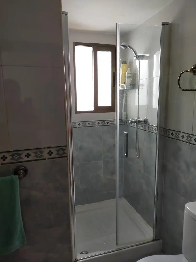 Bany de Pis en venda en Córdoba amb Aire condicionat i Traster