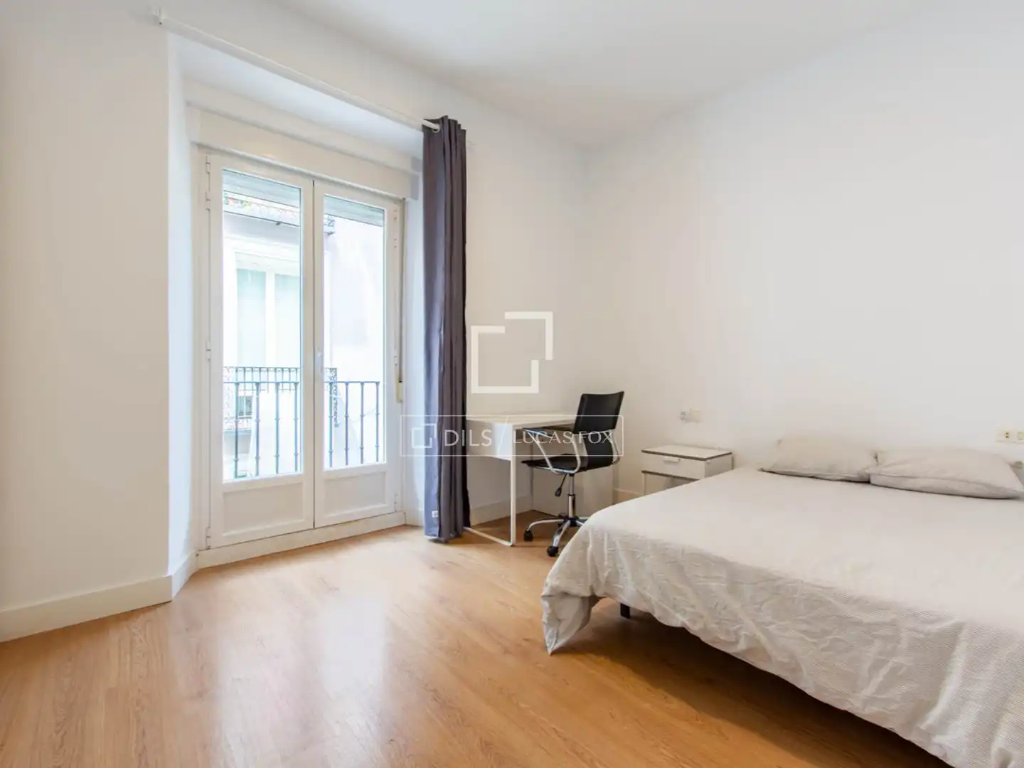 Bedroom of Flat for rent in Alcalá de Guadaira  with Air Conditioner, Heating and Furnished
