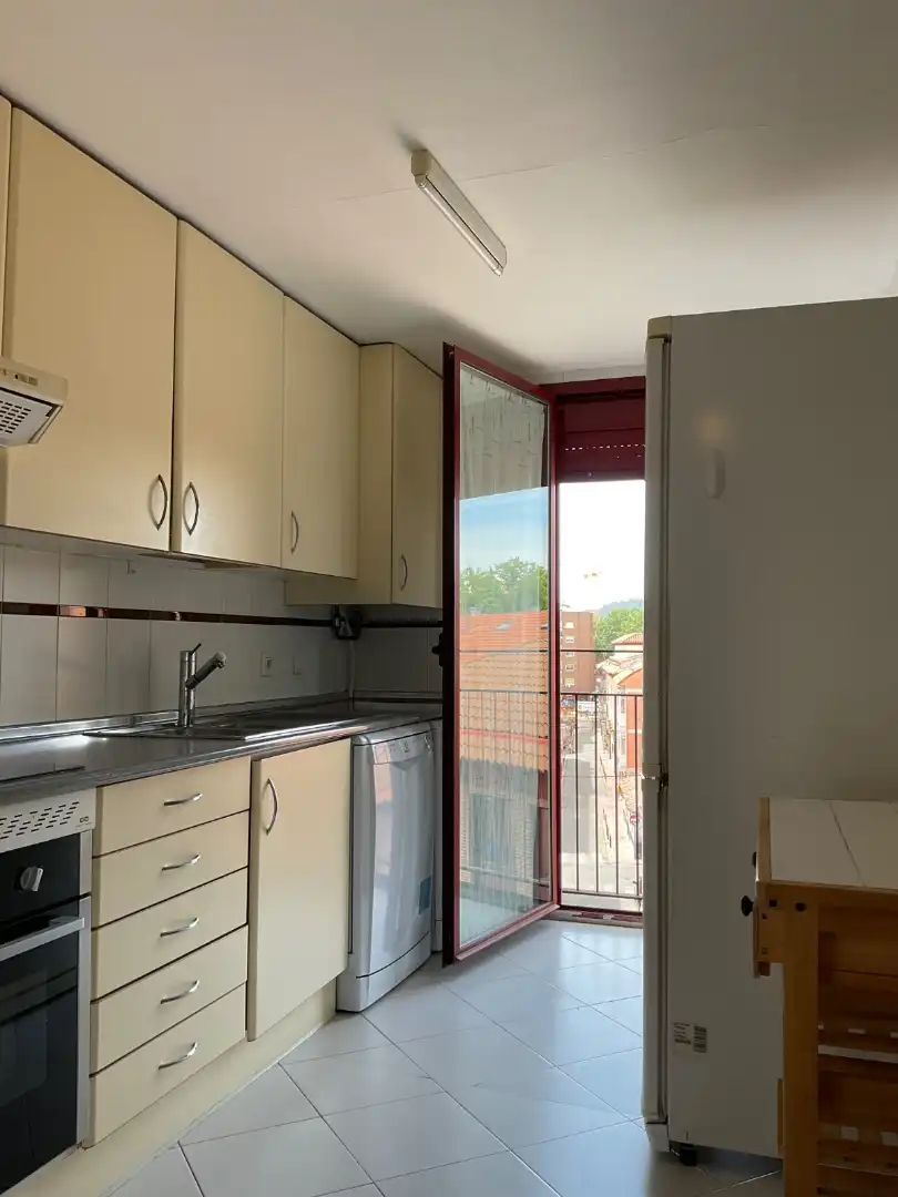 Cocina de Piso de alquiler en Alcalá de Henares con Aire acondicionado, Calefacción y Parquet