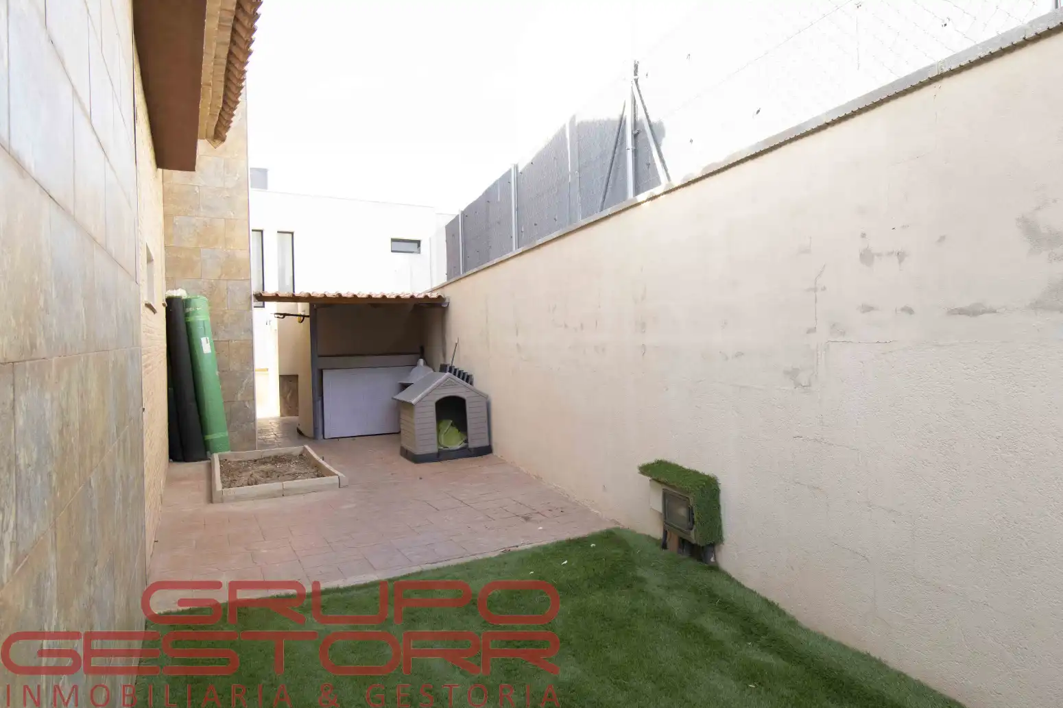 Jardí de Casa o xalet en venda en Torrent amb Jardí privat, Terrassa i Traster