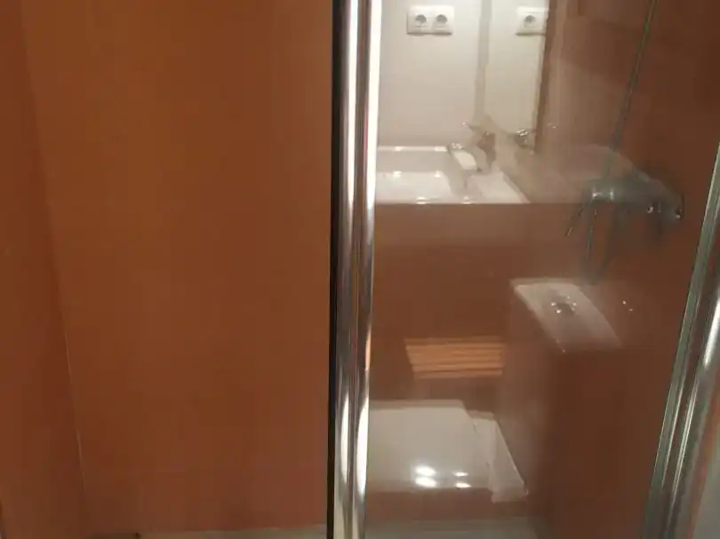 Bany de Pis en venda en El Vendrell amb Aire condicionat i Balcó