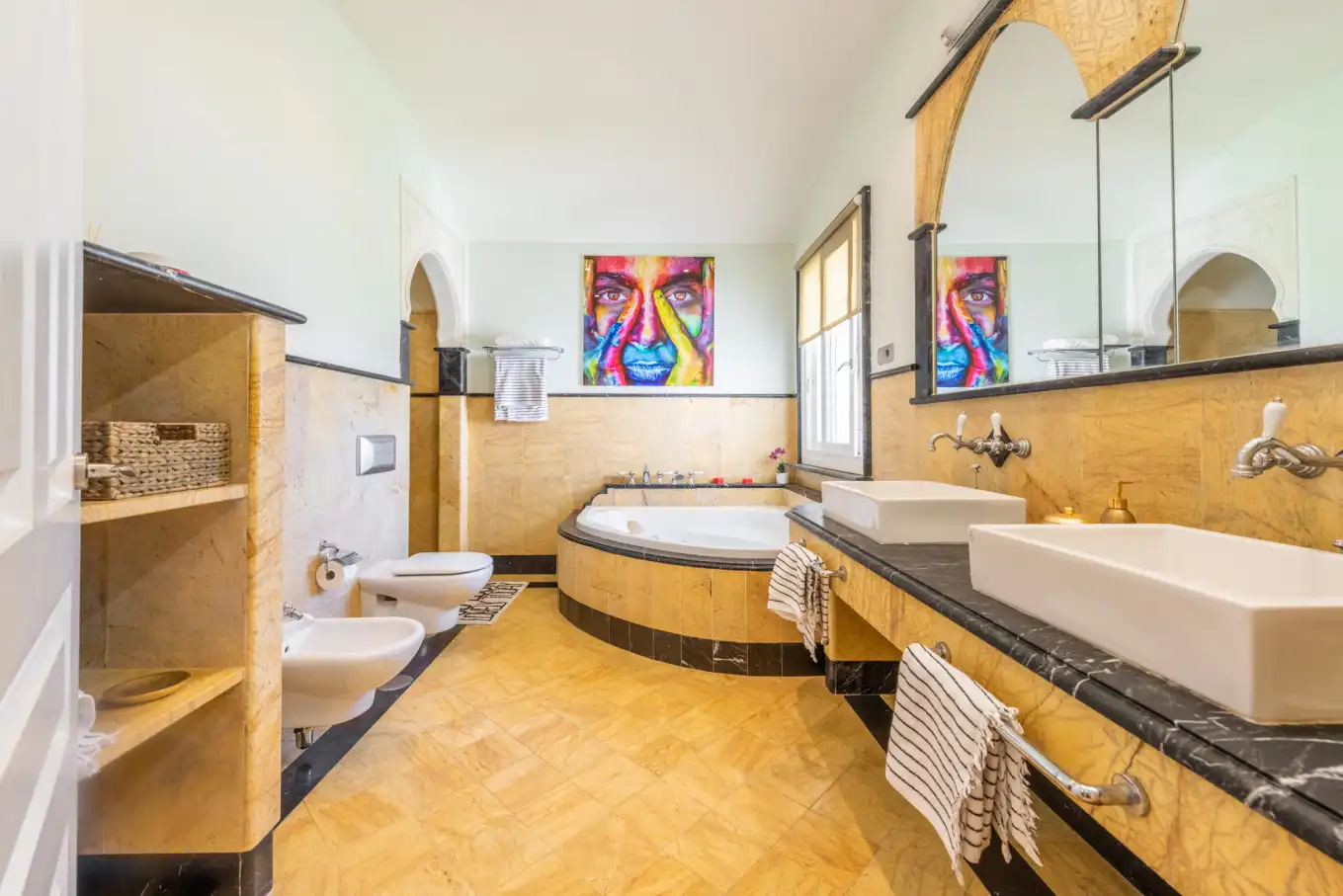 Casa con piscina en venta en Benahavís pueblo, imagen 12