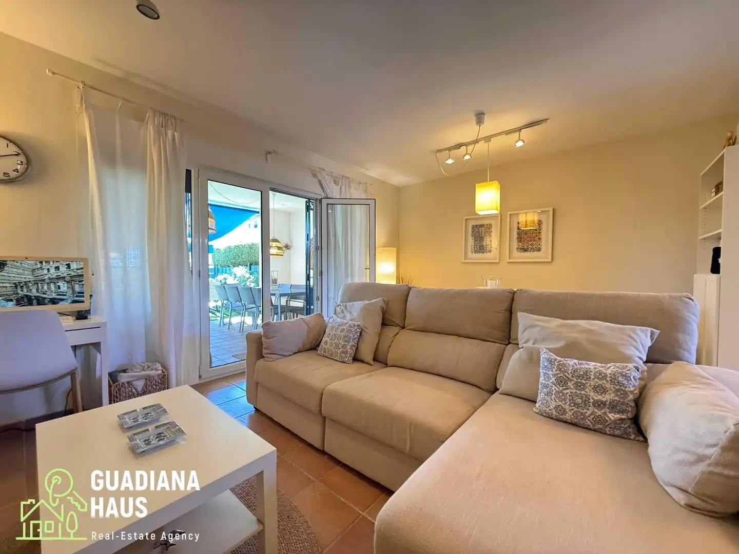 Reihenhaus mit Pool zum Verkauf in Avenida ROSALIA DE CASTRO 5, imagen 14