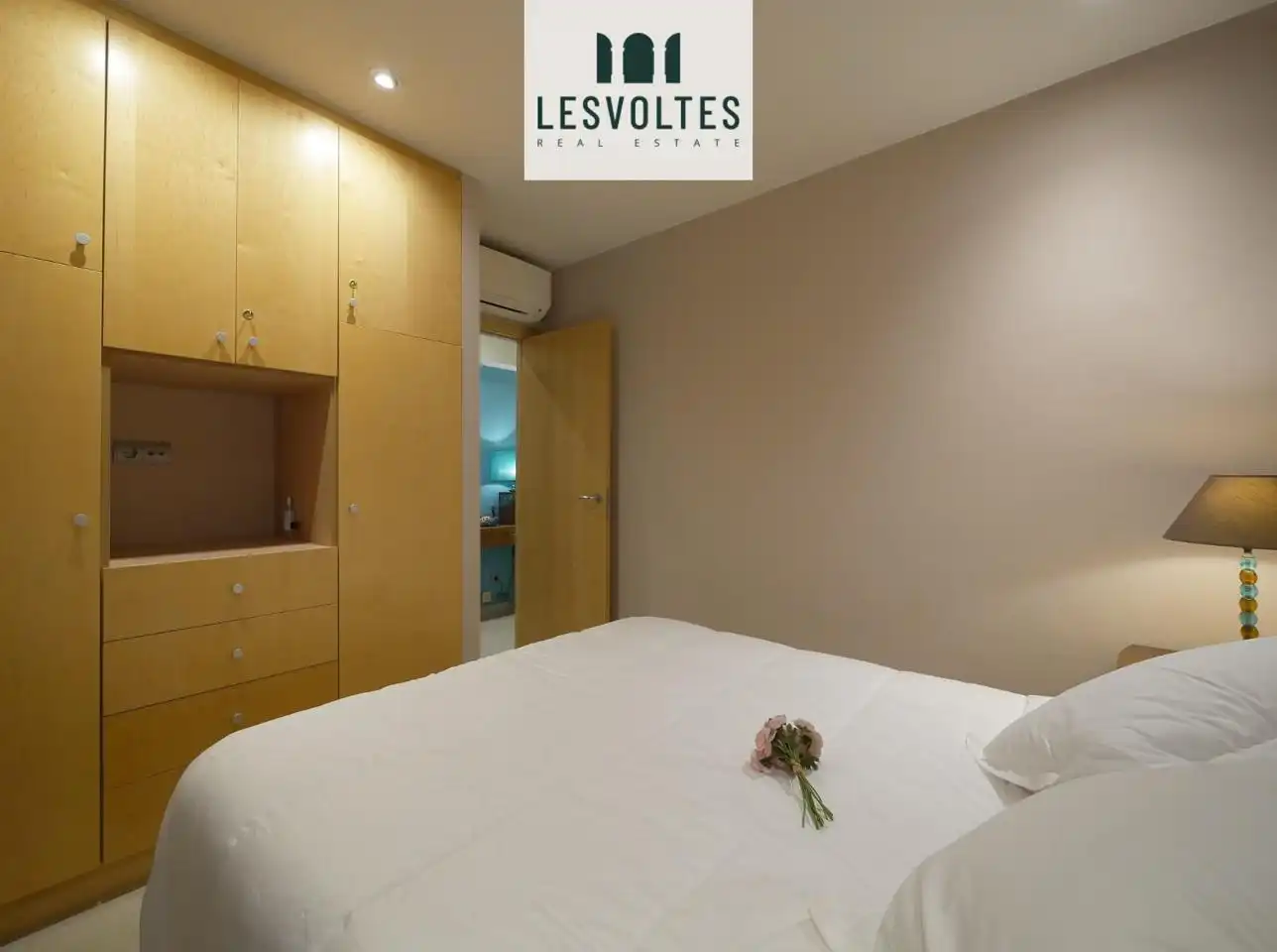 Mini appartamento con terrazza in vendita a Passeig del Mar, imagen 15