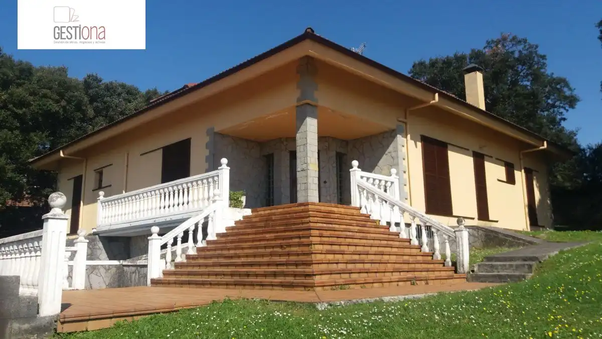 Villa mit Terrasse zum Verkauf in Arnuero