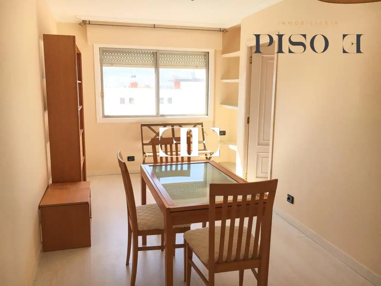 Comedor de Apartamento en venta en Vigo  con Calefacción y Trastero