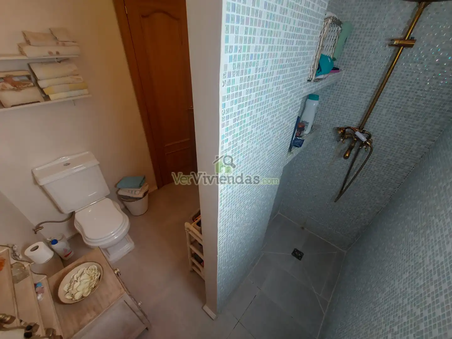 Baño de Casa o chalet en venta en Vallirana con Calefacción, Jardín privado y Terraza